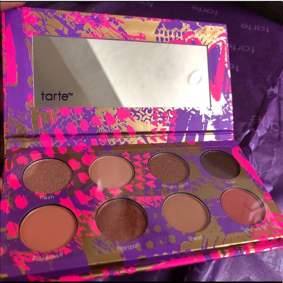 NIB Tarte Dare To Live Eye Set Eyeshadow Make Up - Picture 7 of 15